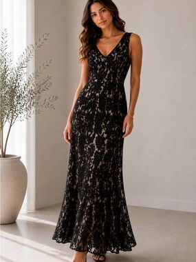 Jacques Vert Black Nude Floral Embroidered Lace Maxi Dress Gown Sz 8 CA / 10 UK